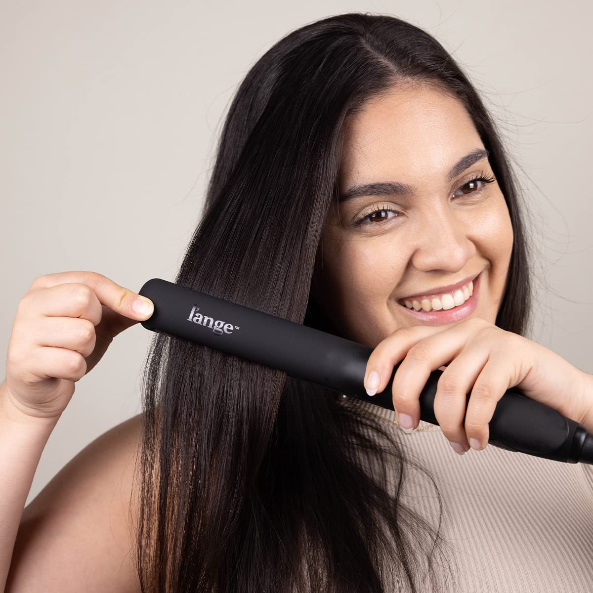 L'ANGE HAIR Le Ceramique 1-Pass Flat Iron Hair Straightener | Fast Heating Ceramic Flat Iron | Best Hot Tools Professional Hair Straightener to Lock in Moisture & Shine | (Black) - Image 4